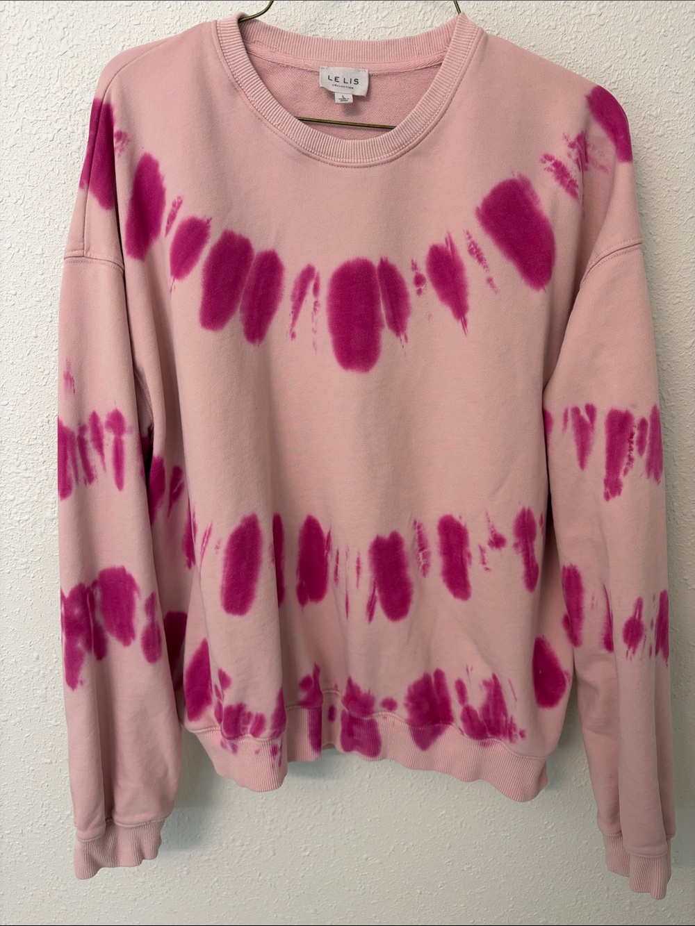 Le Lis Pink and Magenta Tie-Dye Pullover Sweatshirt